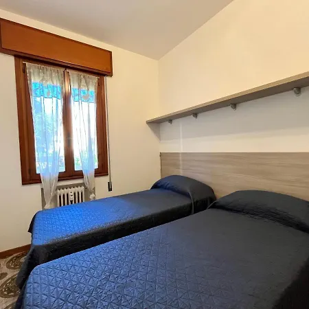 All'ombra Del Carmine