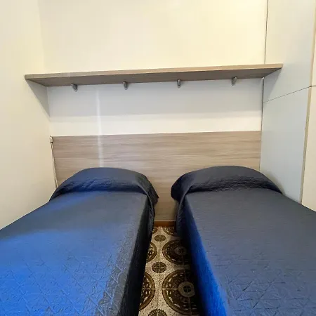 All'ombra Del Carmine