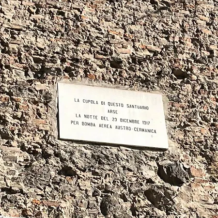 All'ombra Del Carmine Padova