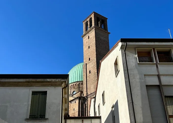 All'ombra Del Carmine Apartman