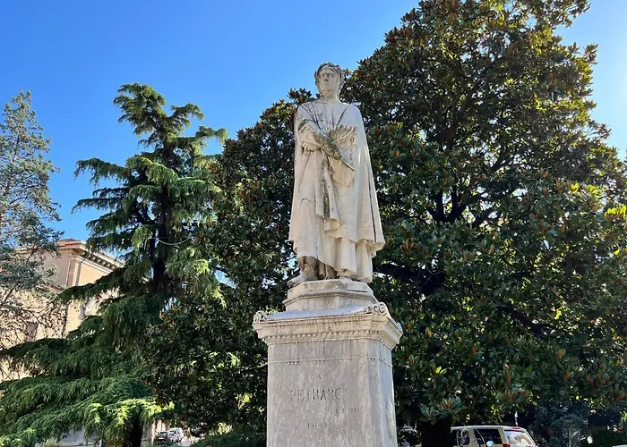 Apartman All'ombra Del Carmine *